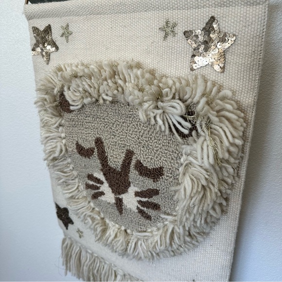 Pottery Barn Kids Lion Wool Fringe Woven Tapestry - Cream and Brown - Picture 4 of 8